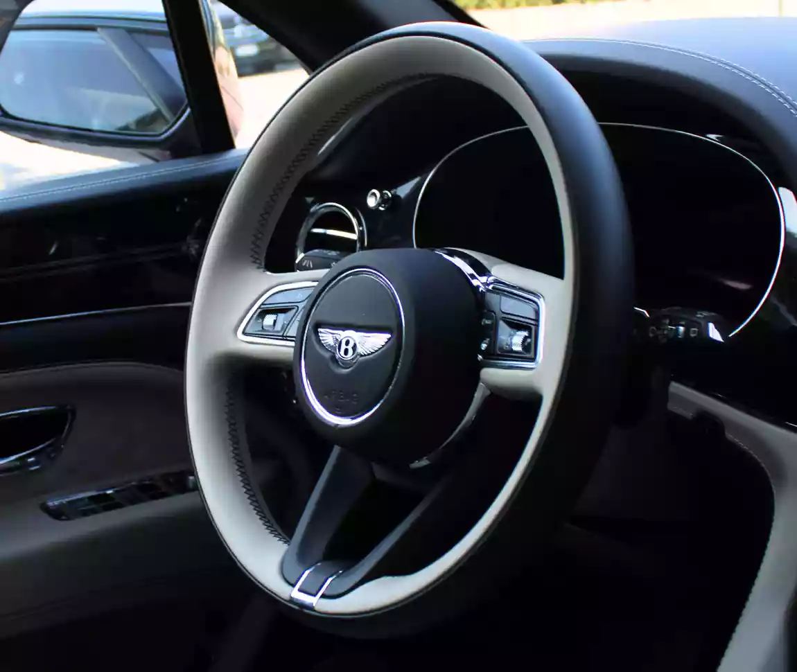 Bentley Bentayga Azure